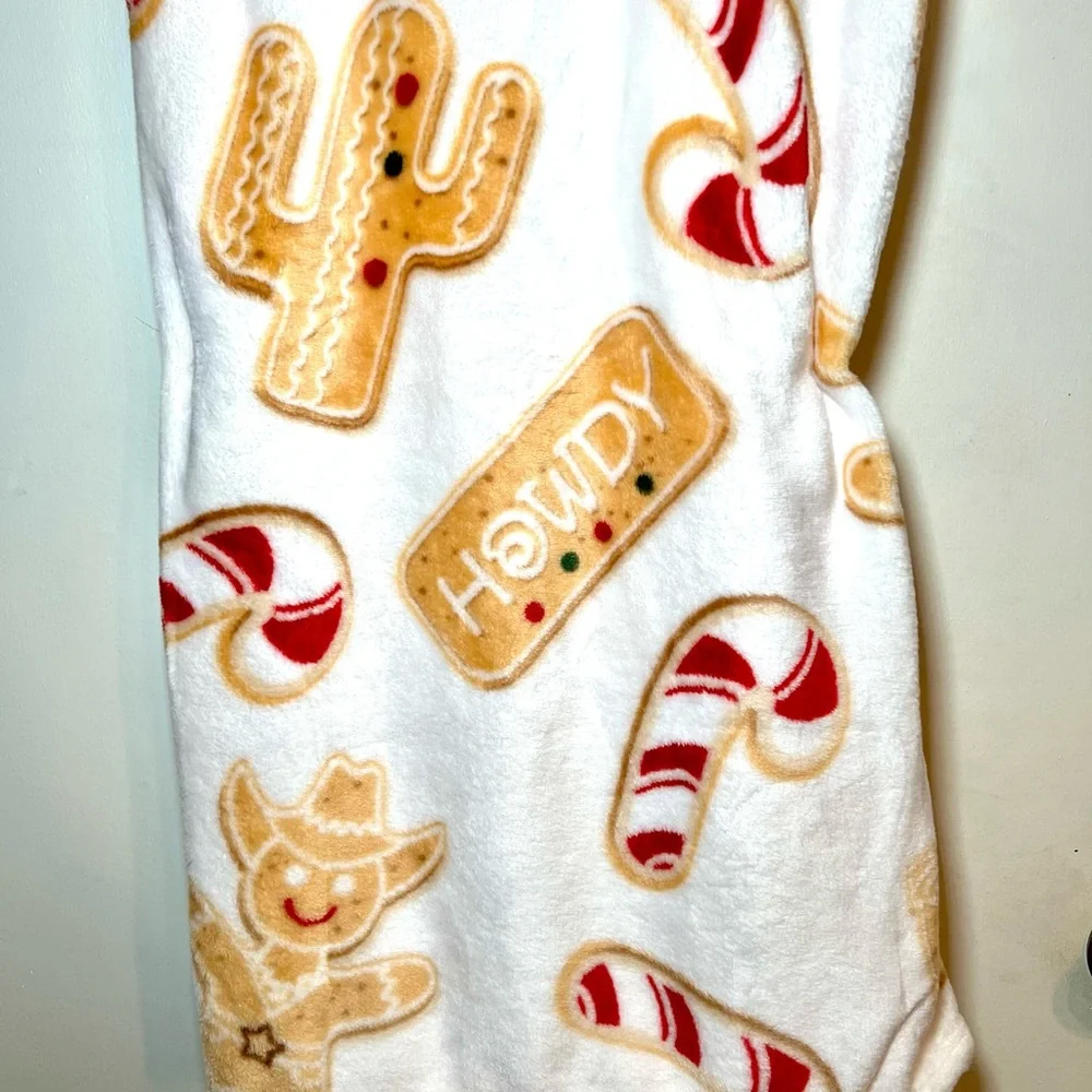 Country Western Gingerbread Cookies Christmas Throw Blanket + Cup w/Lid Cowgirl